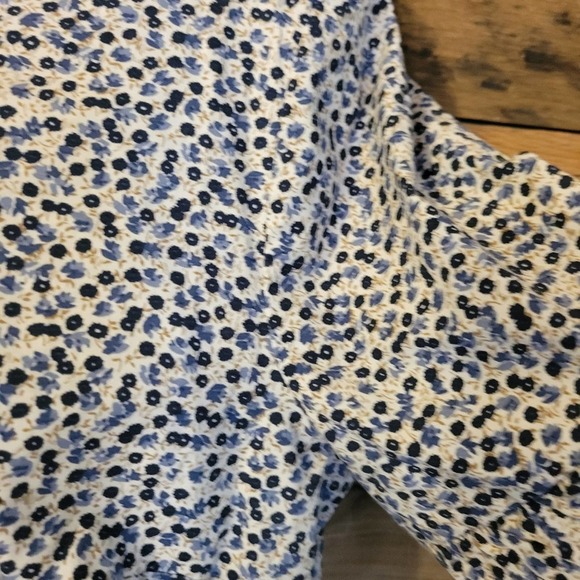 J. Crew Mercantile women's floral ruffled sleeve top size 8 - Picture 4 of 10